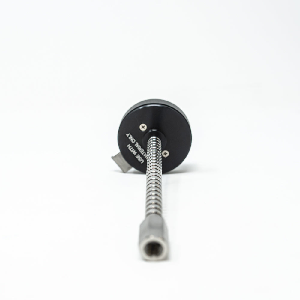 Adjustable Solid Load Cartridge Cap.  Fits 32 and 65 gram-size Universal sample load cartridges.  Includes one loading rod. 