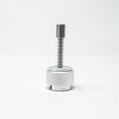 Adjustable Solid Load Cartridge Cap.  Fits 2.5 and 5 gram-size Universal sample load cartridges.  Includes one loading rod. 