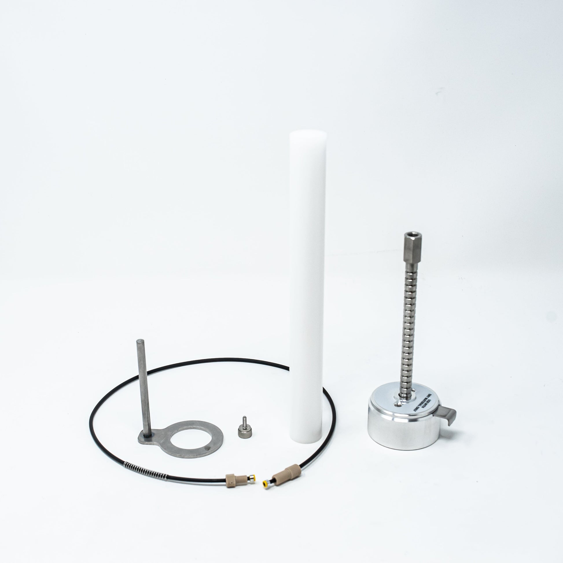 Adjustable Solid Load Cartridge Cap.  Fits 12 and 25 gram-size Universal sample load cartridges.  Includes one loading rod. 