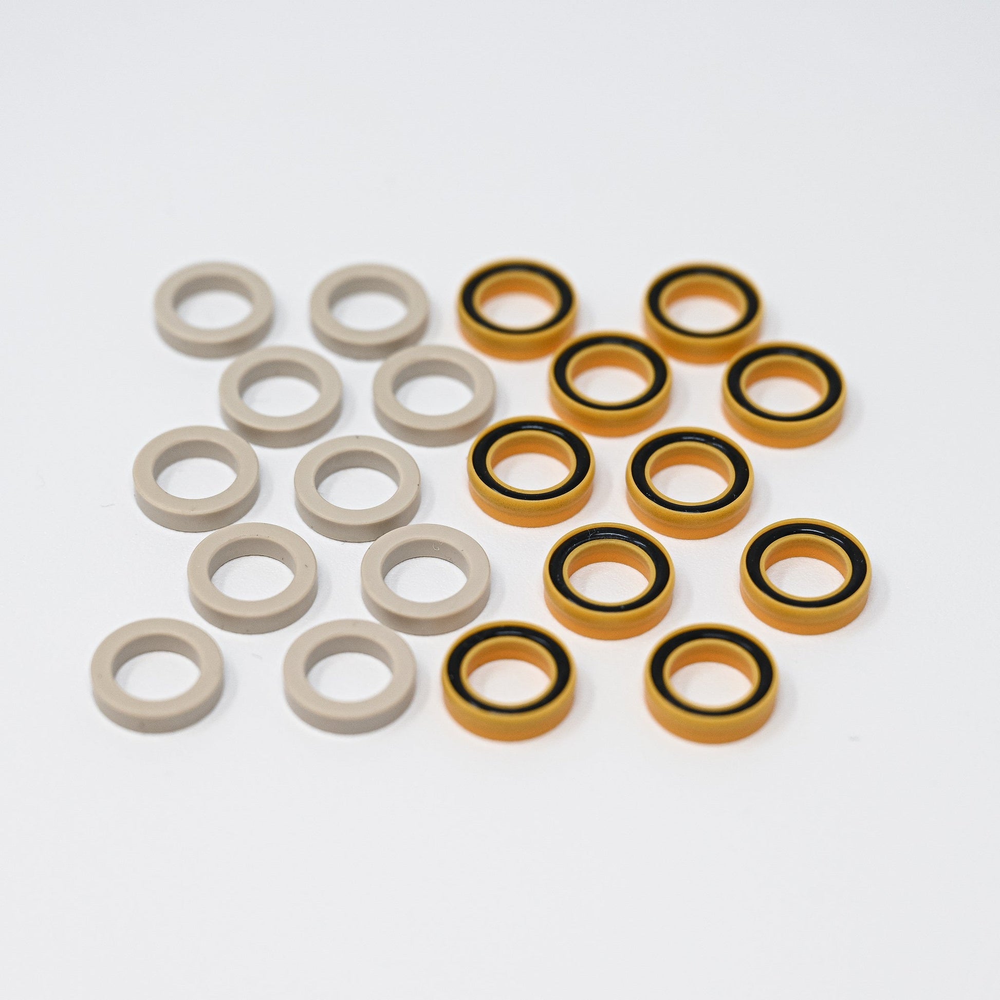 Set of o-rings and seals.