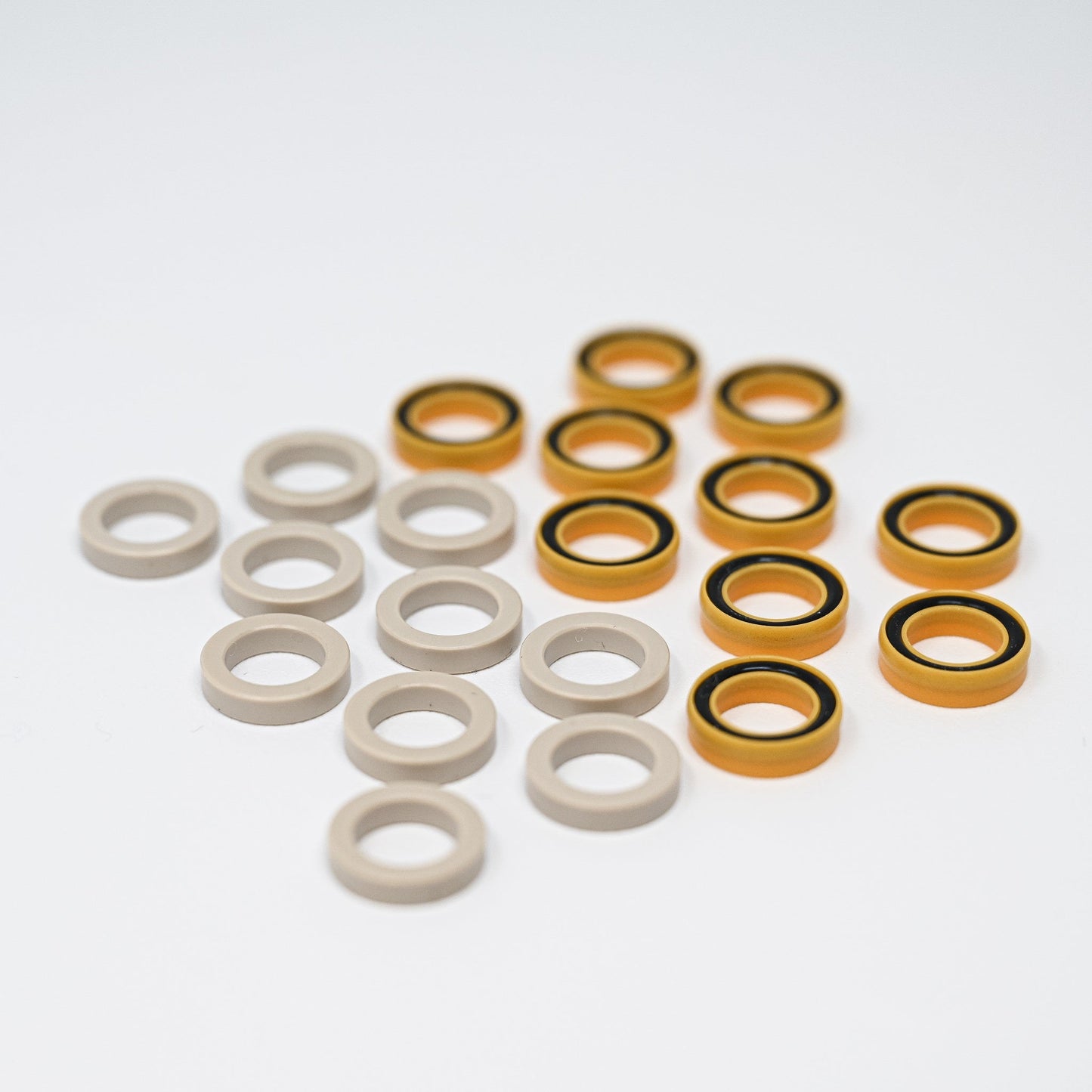 Set of o-rings and seals.